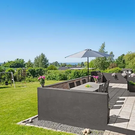Casa vacanze Awesome In With House Sea View