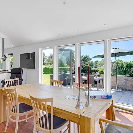 Casa vacanze Awesome In With House Sea View